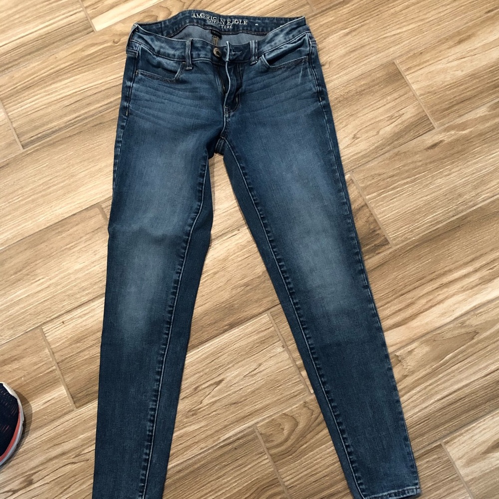American Eagle skinny jeans